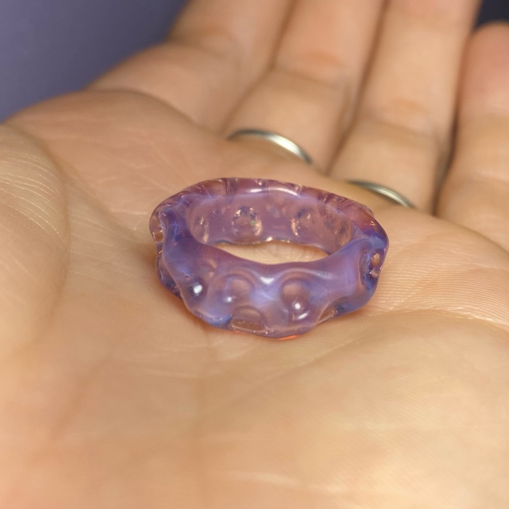 “CORAL MIRAGE” UNIQUE IMPORTED ARTISAN GLASS RING - Picture 4 of 12